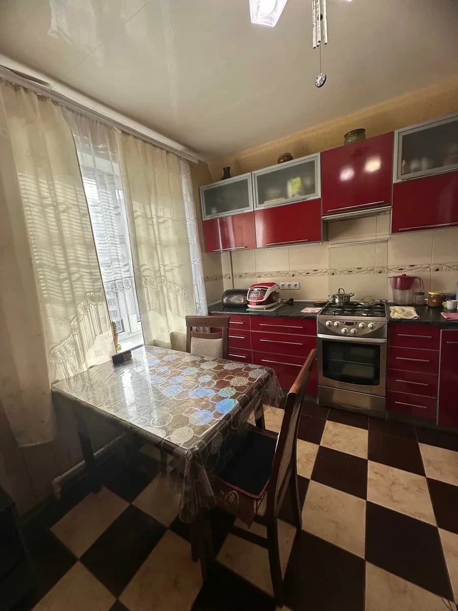2-кімнатна квартира, Комунарський: ремонт, меблі, торг - фото 2