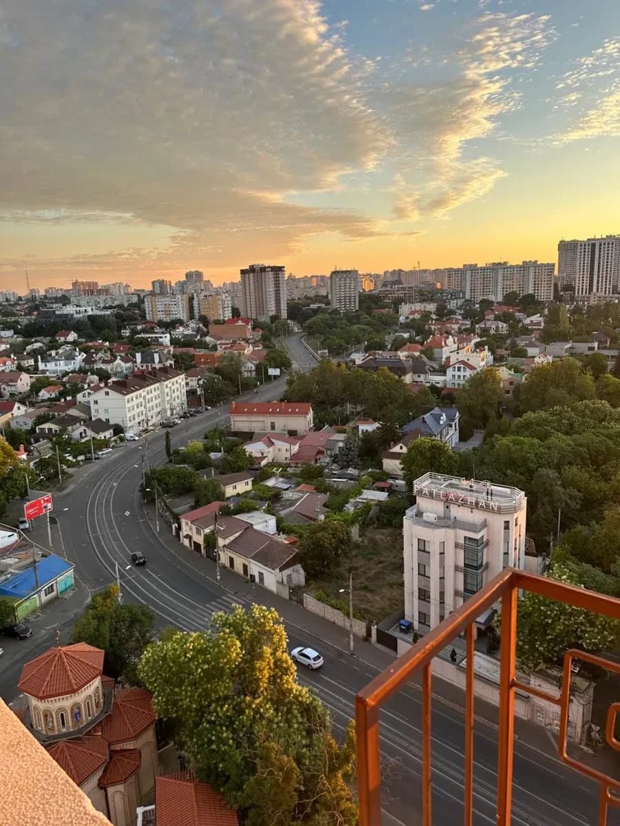 2-кімнатна квартира у ЖК 31-я Жемчужина: вид на море, генератор - фото 4