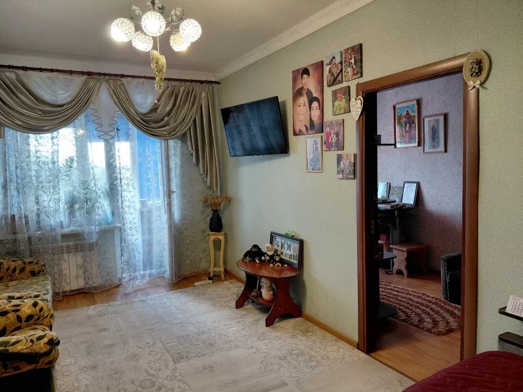 2-кімнатна квартира, Біла Церква: центр міста, паркування біля будинку - фото 1