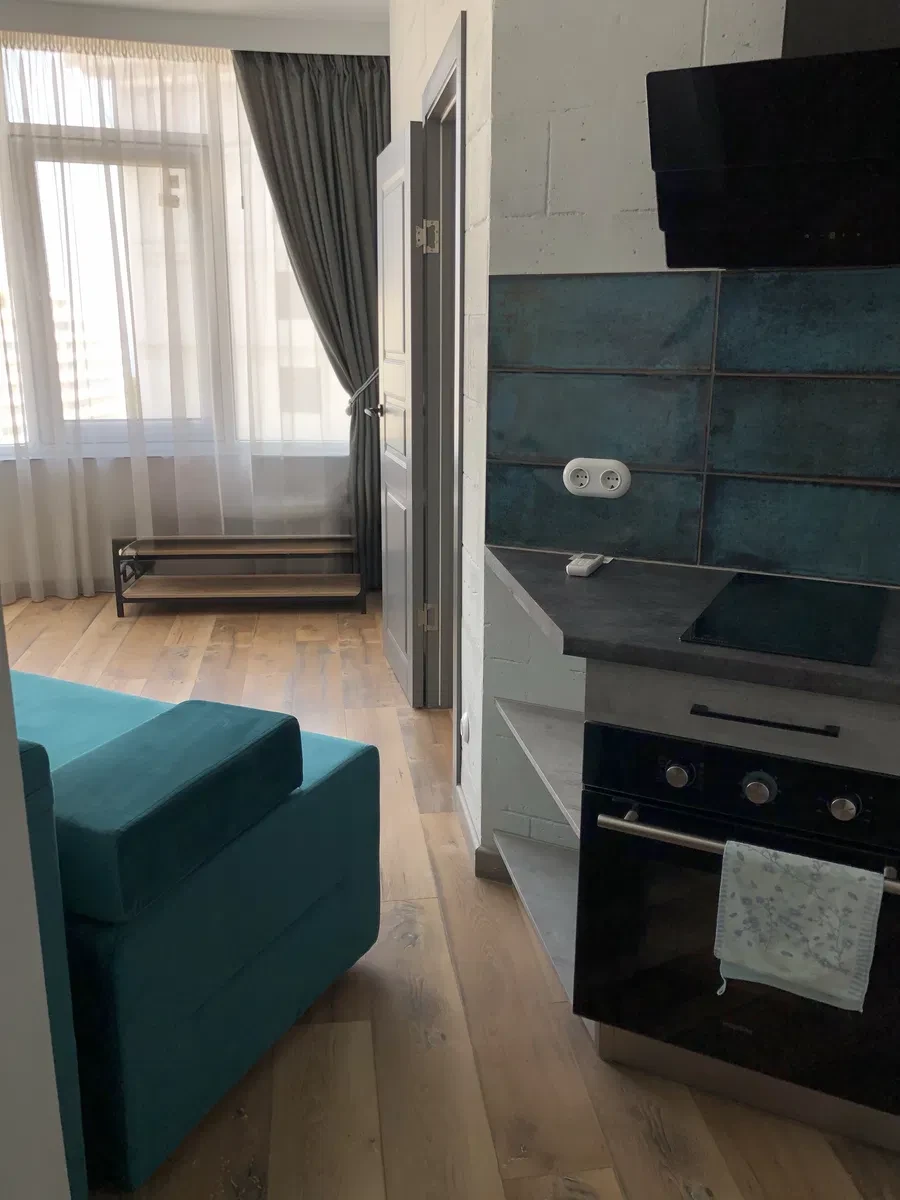 1-кімнатна квартира у ЖК 35жемчужина: вид на море, кухня-вітальня - фото 4
