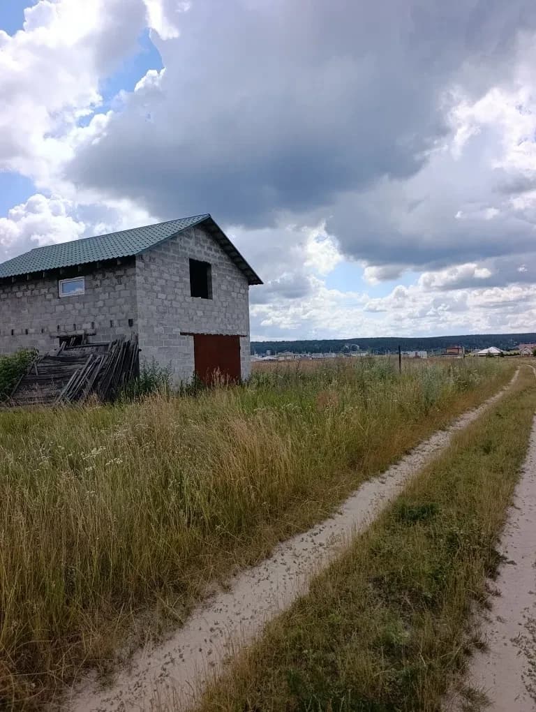 Ділянка 10 соток, ДРЕД: будівля, електрика оплачена - фото 5