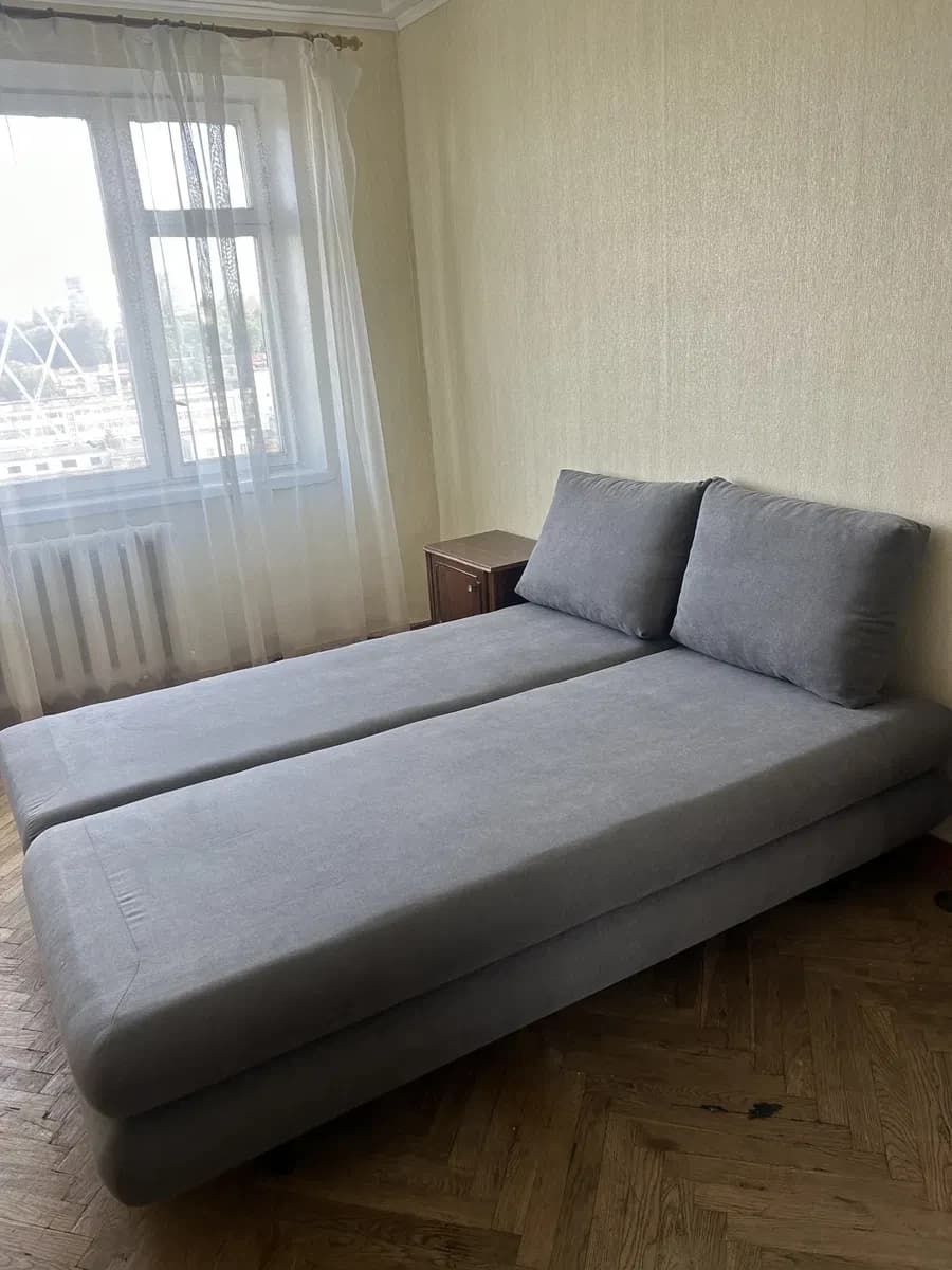 3-кімнатна квартира, Шевченківський: КПІ, метро за 5 хвилин