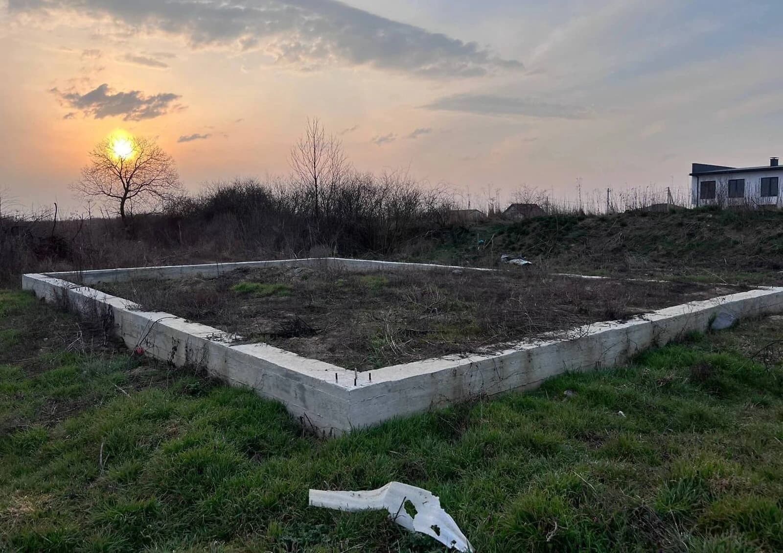 Ділянка 7 соток, Садовий: під житлову забудову, свердловина, фундамент - фото 4