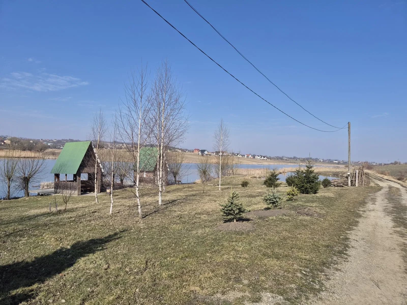 Ділянка 7 соток, Димка: на березі озера, електрика, асфальтована дорога - фото 2