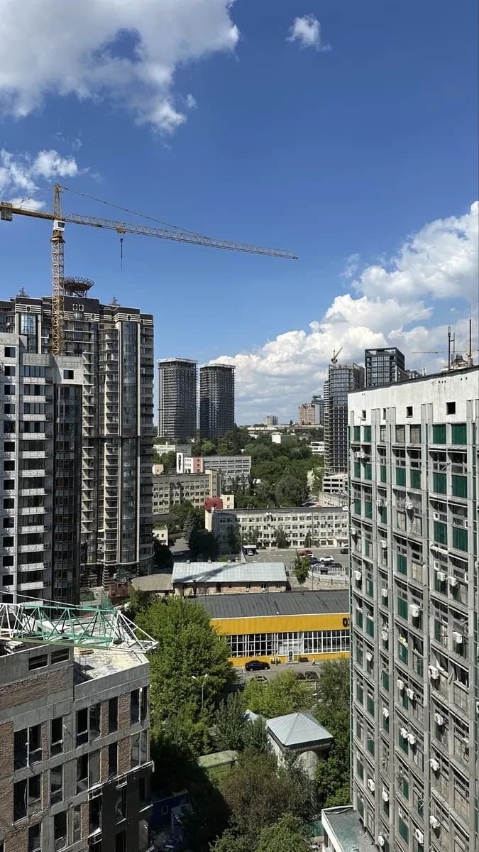 2-кімнатна квартира у ЖК Triiinity: видова, метро за 5 хв, підземний паркінг - фото 2