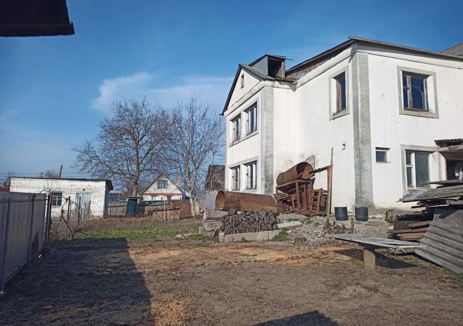 Будинок, Звенигородка: гараж із підвалом, сад і паркан - фото 2