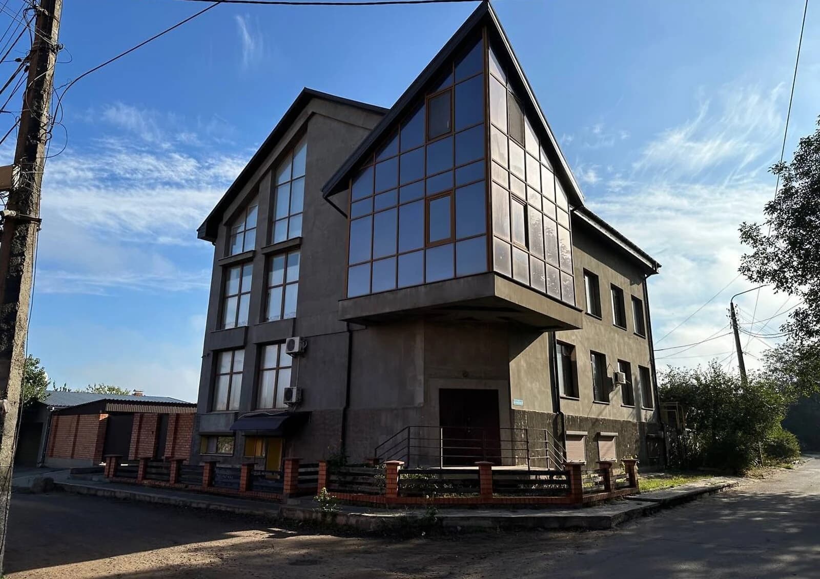 Офіс, Центральний: дизайнерський ремонт, вільне планування, торг