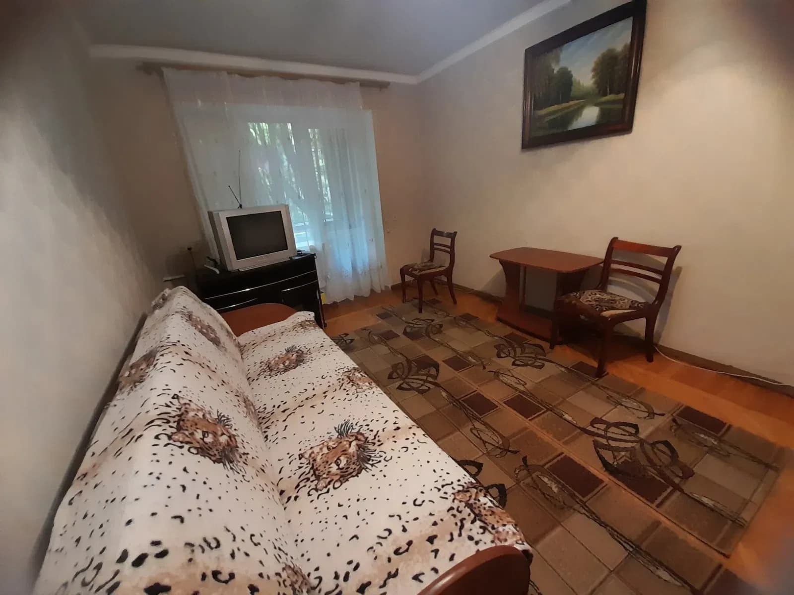 2-кімнатна квартира, Приморський: суміжні кімнати, вода без світла