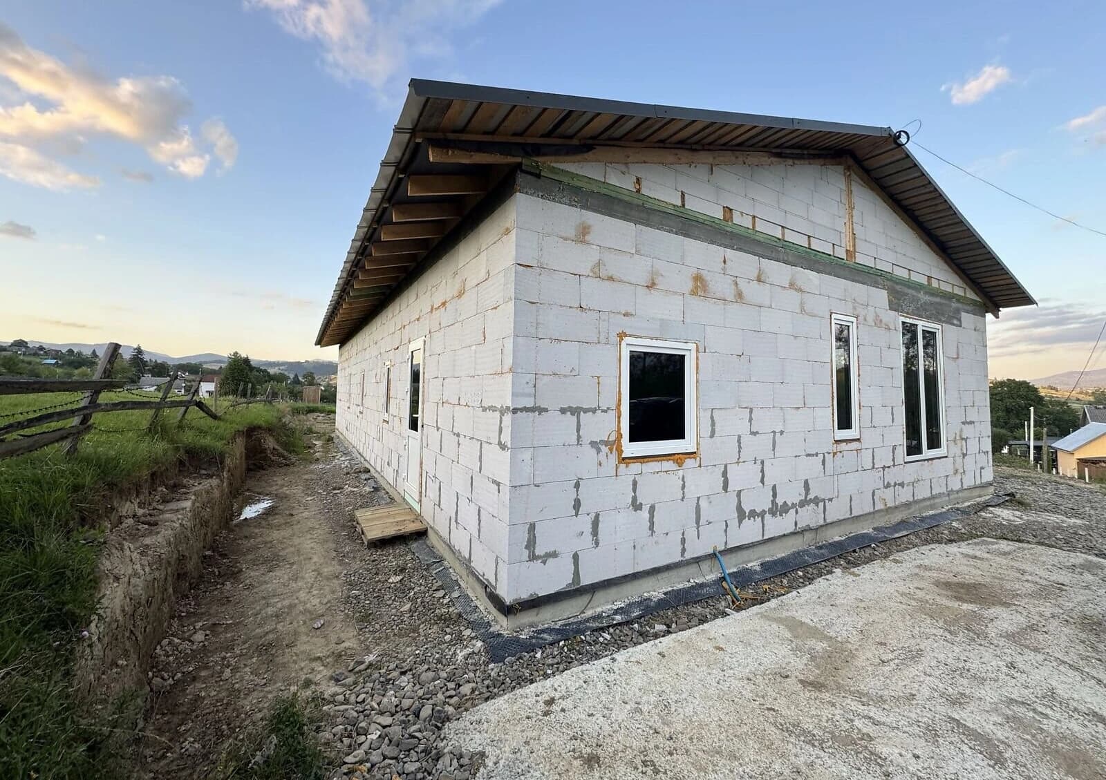 Будинок, Ясіня: не використовувався після побудови, газобетон - фото 4