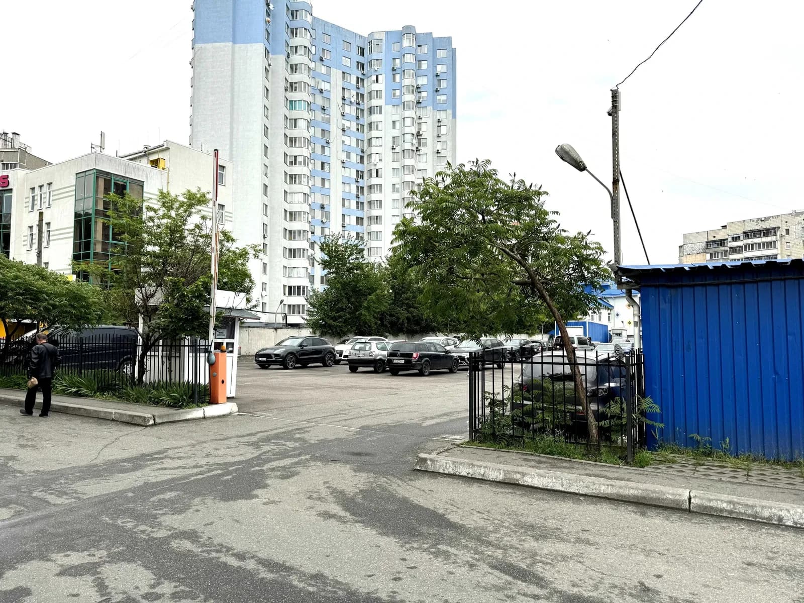 Будівля, Бровари: під готель, клініку або офіс, власна парковка - фото 4