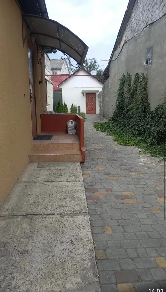 Будинок, Хуст: євроремонт, гараж, власне подвір’я - фото 2