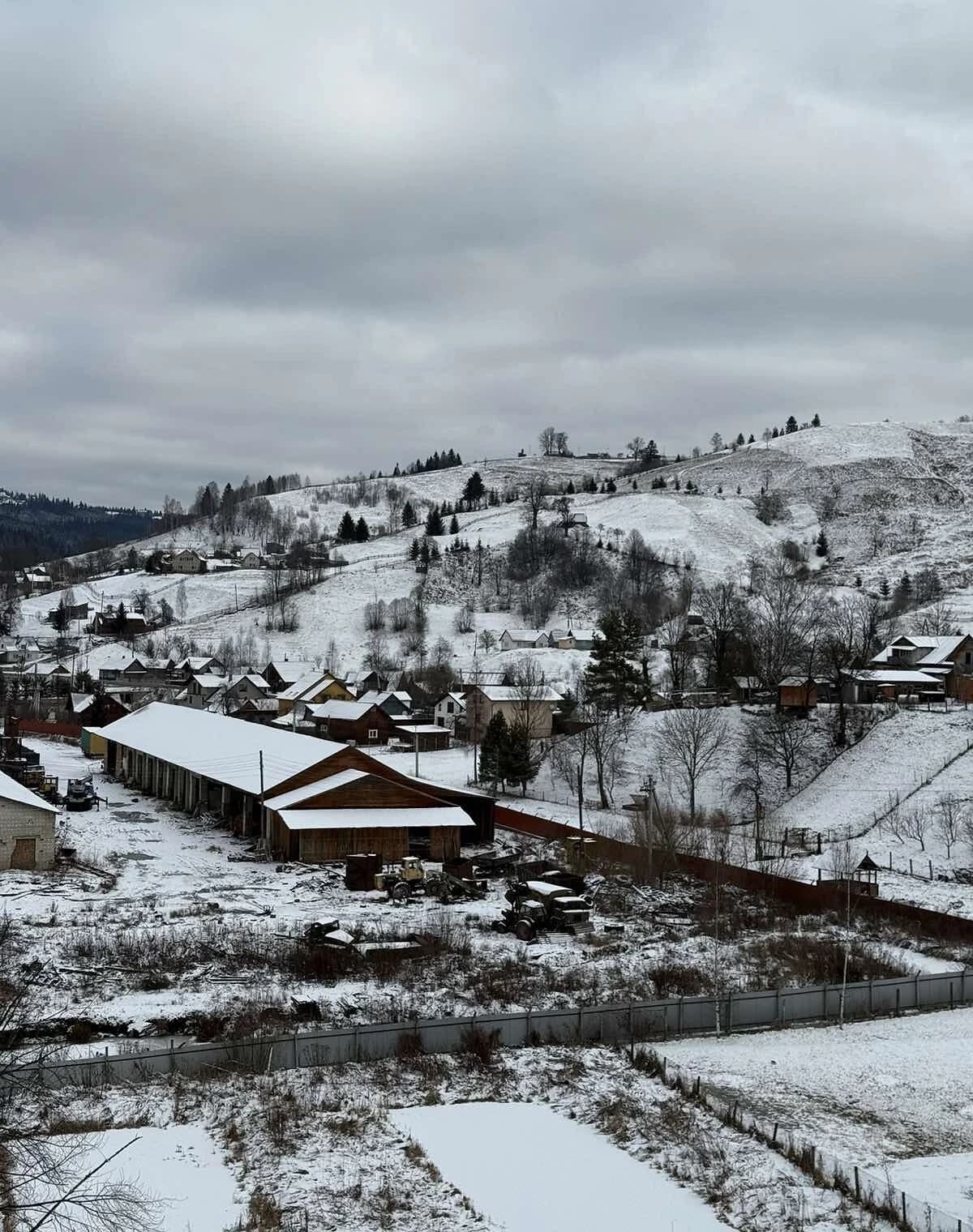 Комерційне приміщення, Лазещина: 1,72 га, укриття, гараж - фото 4