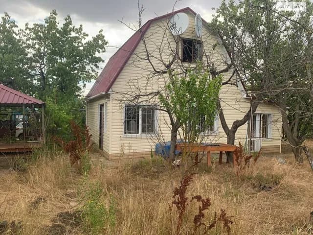 Дача, Алтестове: басейн, гараж, криниця