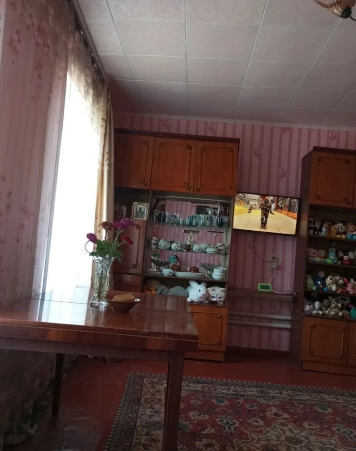 Будинок, Знам'янка: ділянка 20 соток, гараж із підвалом, літня кухня - фото 1