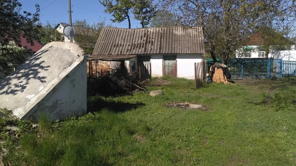Будинок, Лука: цегляний, газове опалення, сарай і погріб - фото 3