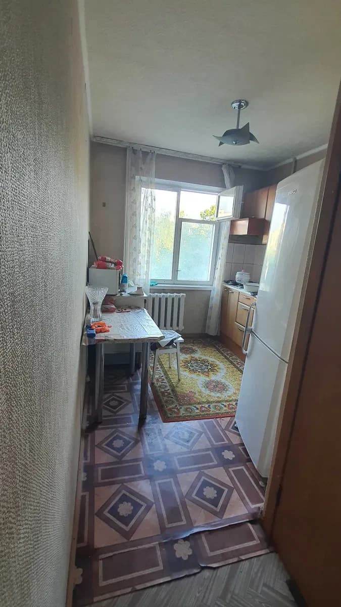 Гостинка, Біла Церква: косметичний ремонт, роздільний санвузол - фото 4