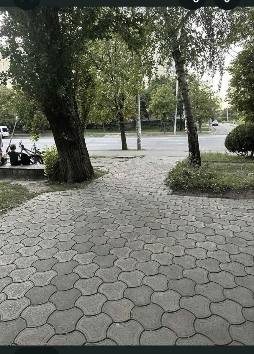 Магазин, Тернівський: червона лінія, прохідне місце - фото 5