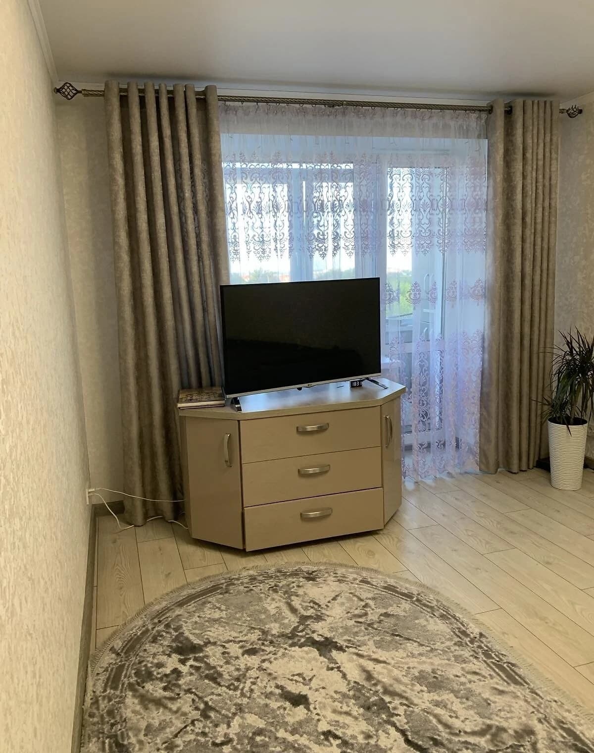 3-кімнатна квартира, Аеропорт: дизайнерський ремонт, опалення без світла - фото 5