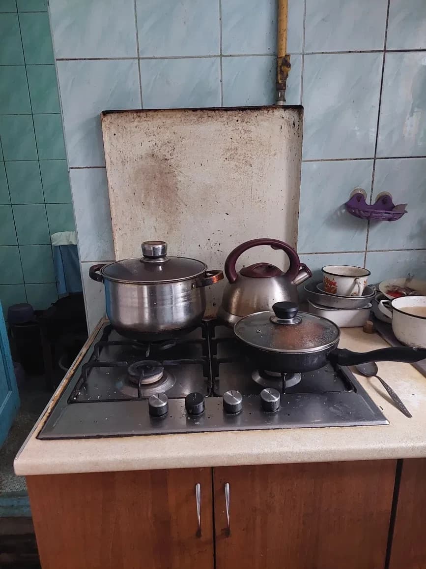 Частина будинку, Слободка: власний двір, пічне опалення