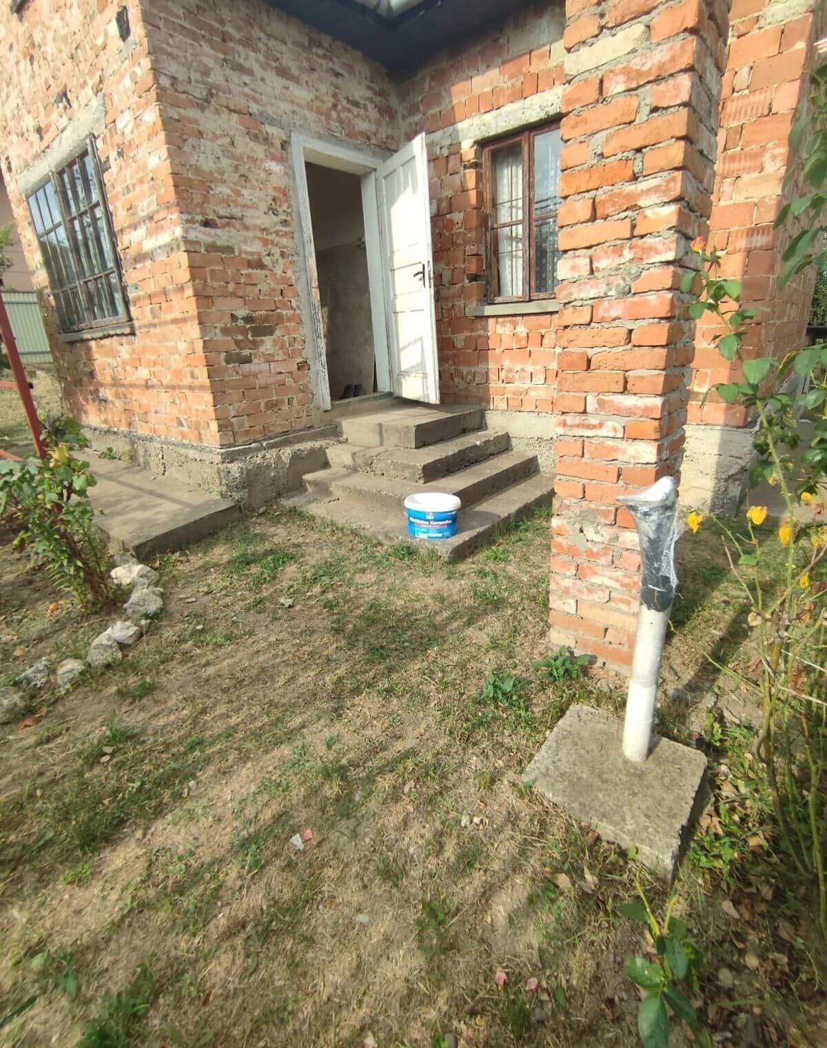 Дача, Роша: цегляні стіни, централізоване опалення - фото 2