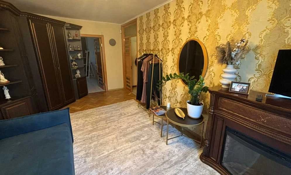 3-кімнатна квартира, Нижньодніпровський: автономне тепло, вода