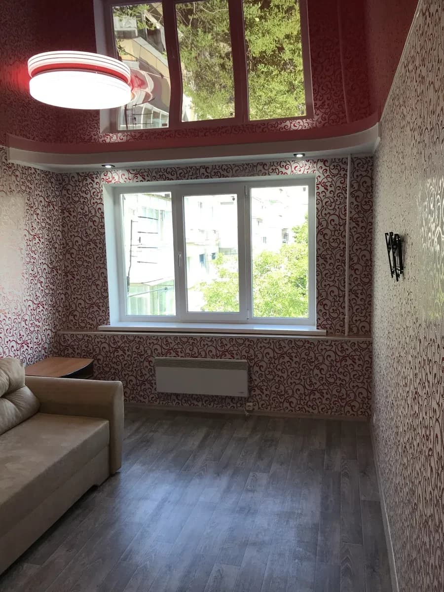 2-кімнатна квартира, Нікополь: новий ремонт, індивідуальне електроопалення - фото 1