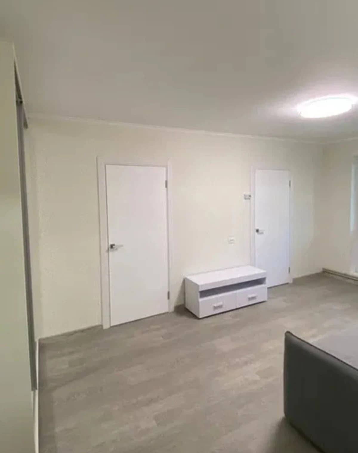 3-кімнатна квартира, Кропивницький: кухня 15 м², броньовані двері - фото 3