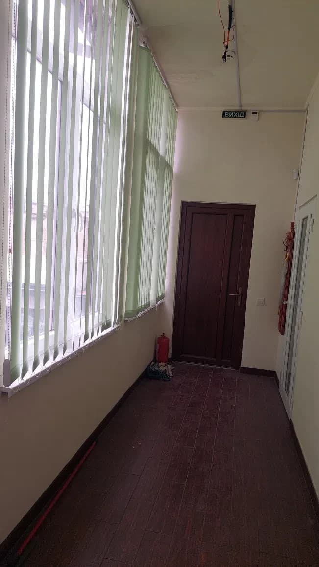 Студія, вул. Латоричний двір: євроремонт, після ремонту ніхто не проживав - фото 4