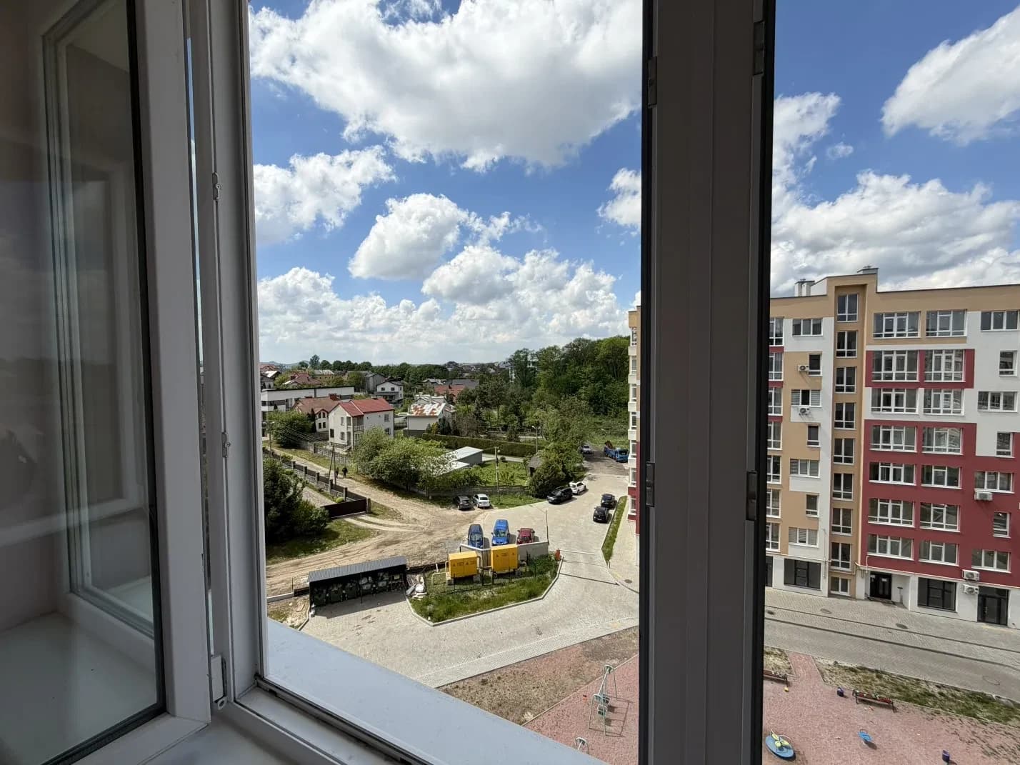 2-кімнатна квартира, Винники: новобудова, краєвид на Львів - фото 4
