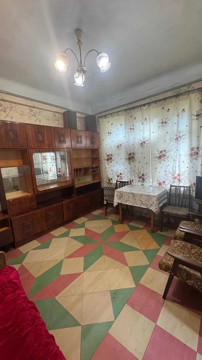 2-кімнатна квартира, Індустріальний: ванна в кухні, альтанка у дворі - фото 3
