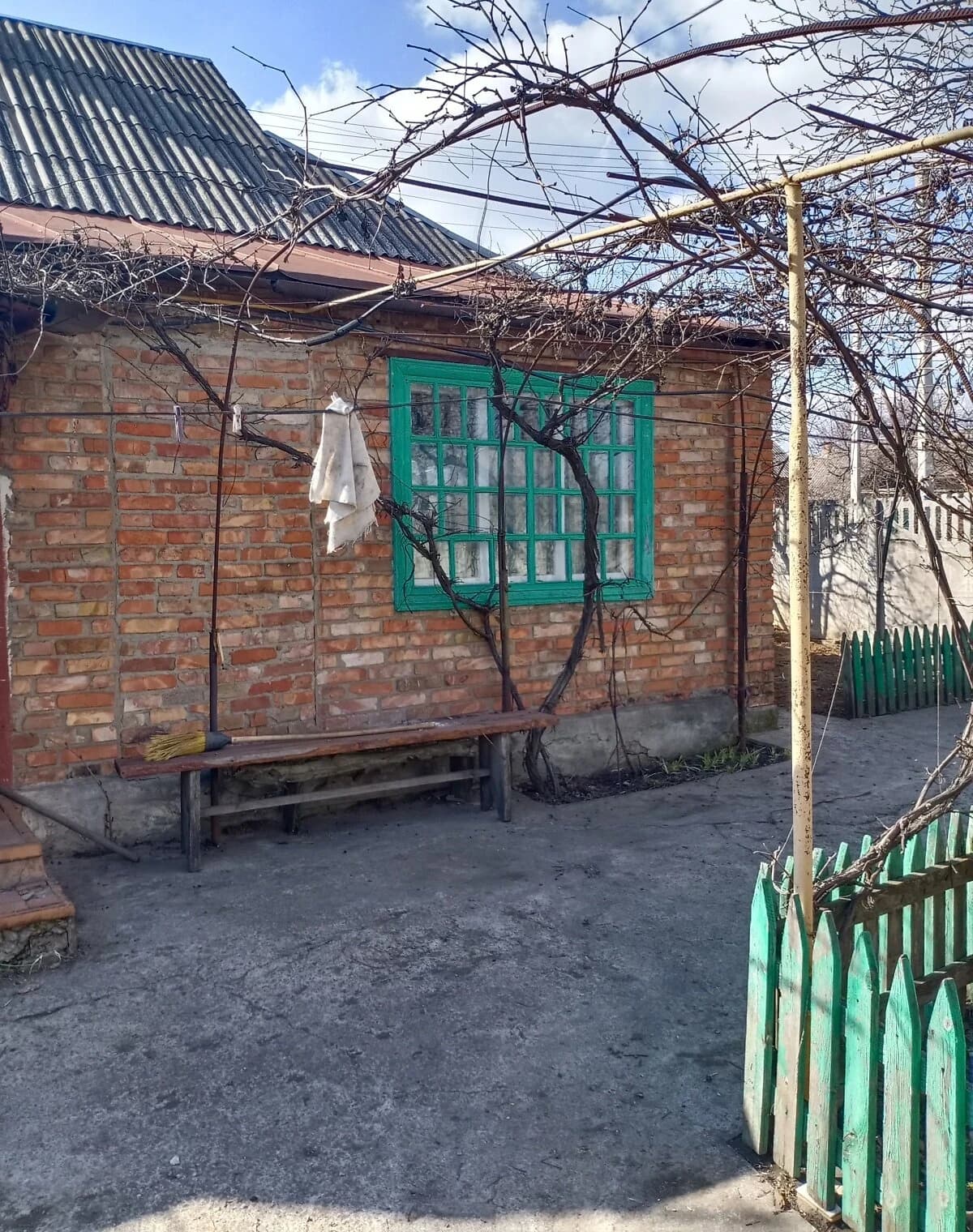 Будинок, Тернівський: веранда, гараж, штучне озеро