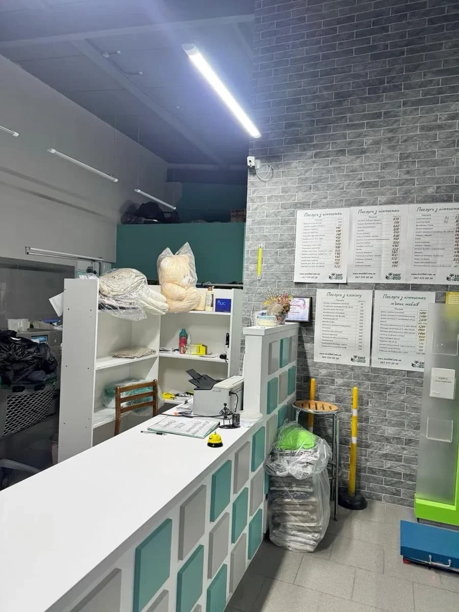 Фасадне приміщення, Білогородка: високий трафік, готове до експлуатації - фото 4