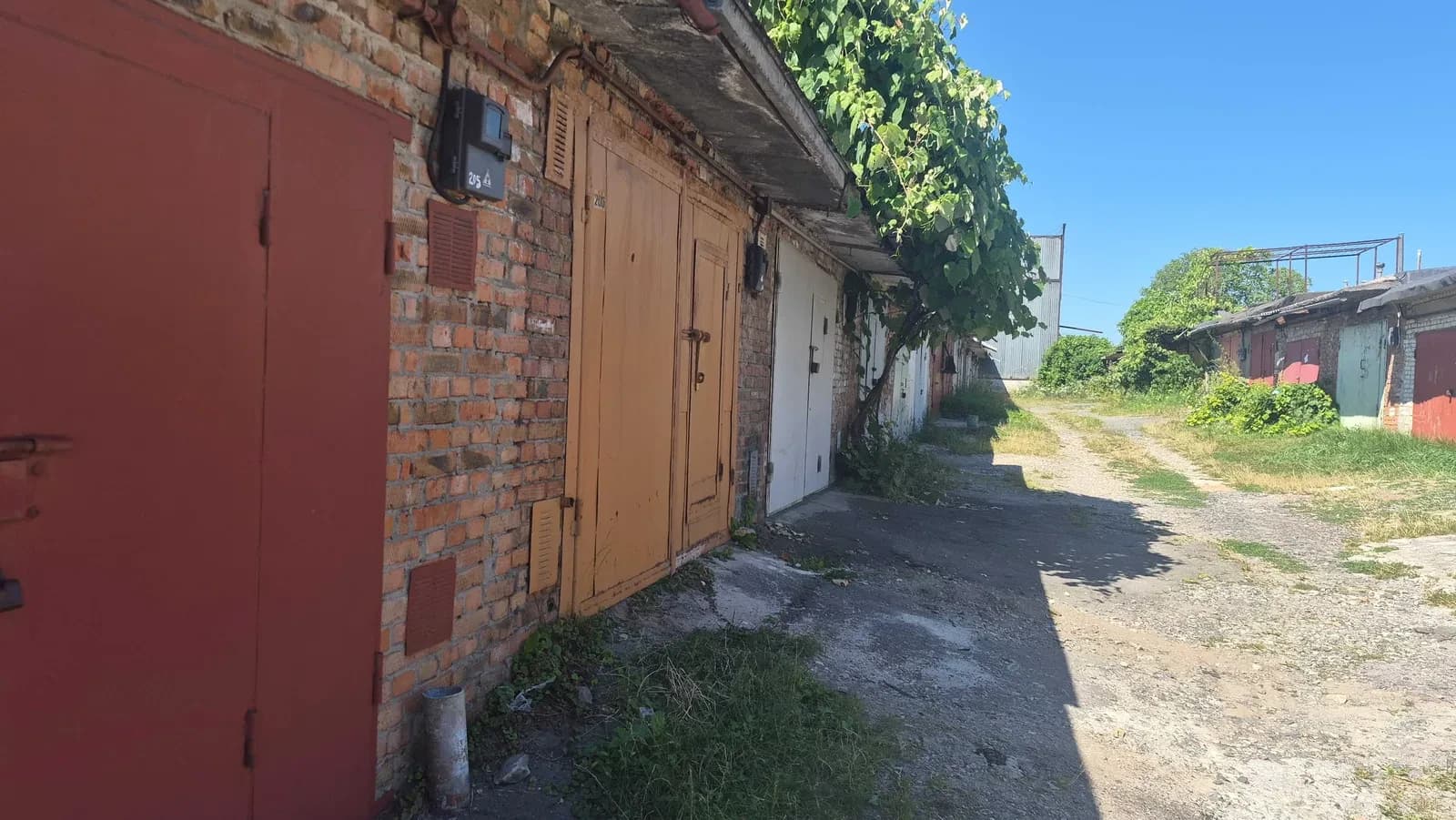 Гараж, вул. Тернопільська: цегляний, оглядова яма, сухий підвал - фото 3