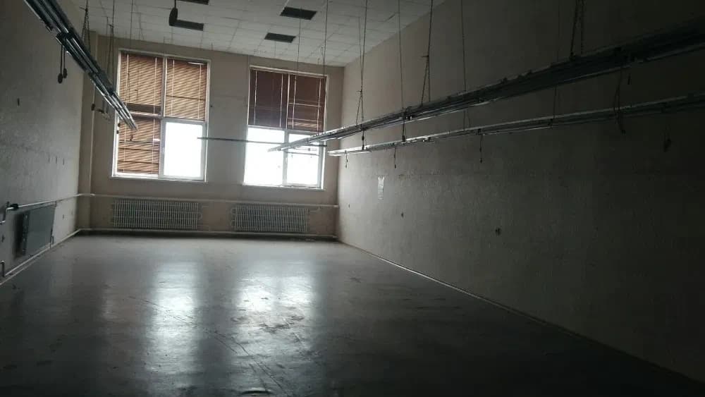 Приміщення у Слобідському: метро за 70 м, вантажні ліфти - фото 3