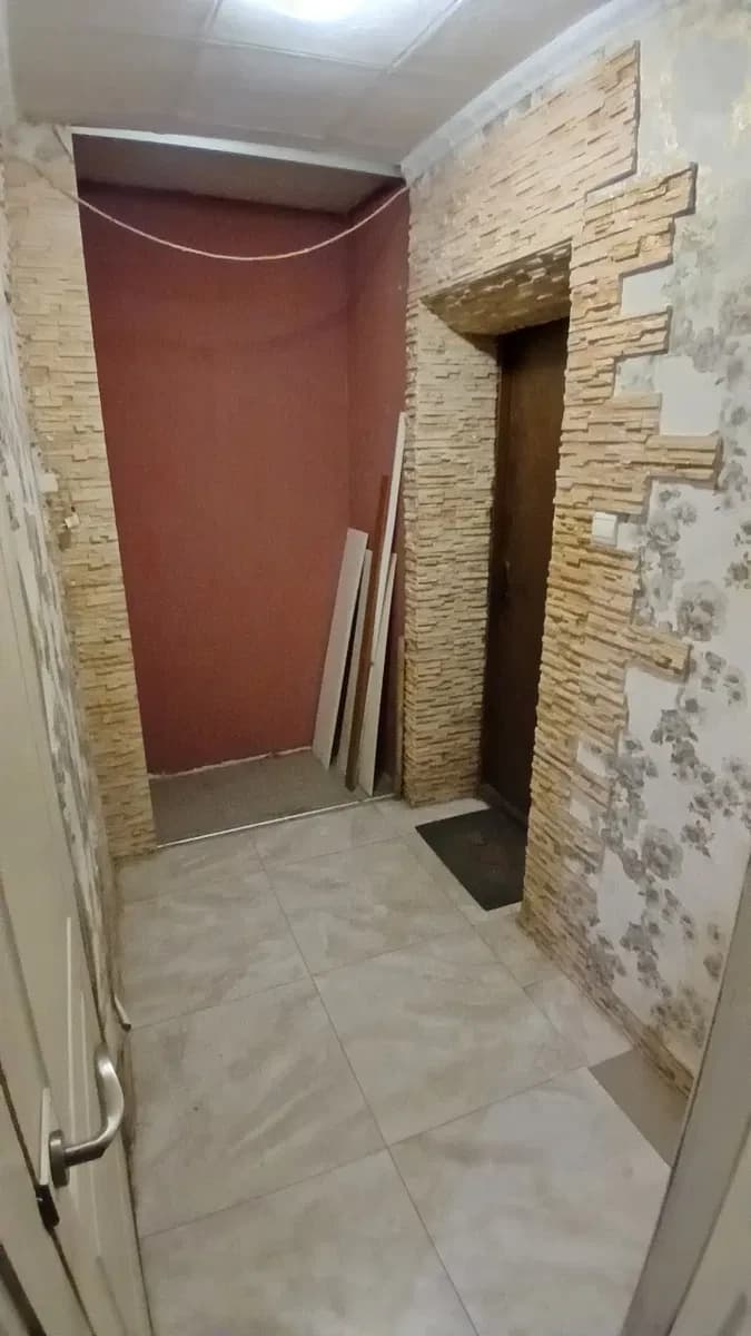 1-кімнатна квартира, Новомиколаївка: цегляний будинок, торг - фото 5