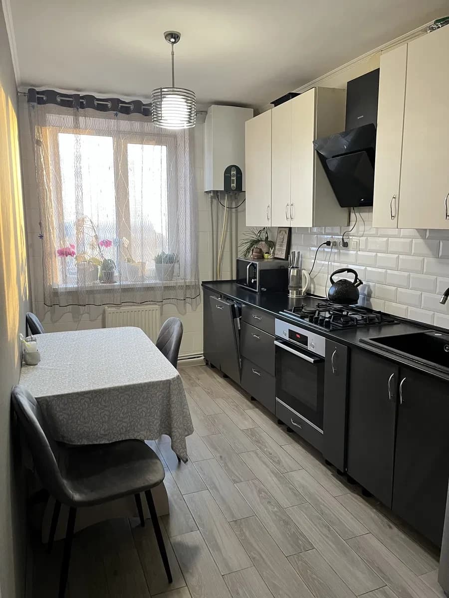 3-кімнатна квартира, Жадова: за АТБ, євроремонт, інтернет без світла - фото 3