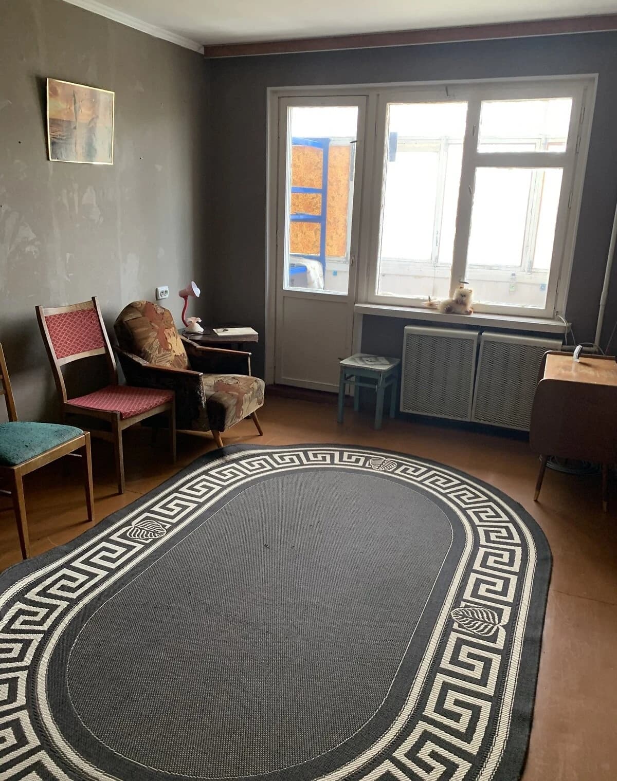 2-кімнатна квартира, Деснянський: косметичний ремонт, укриття