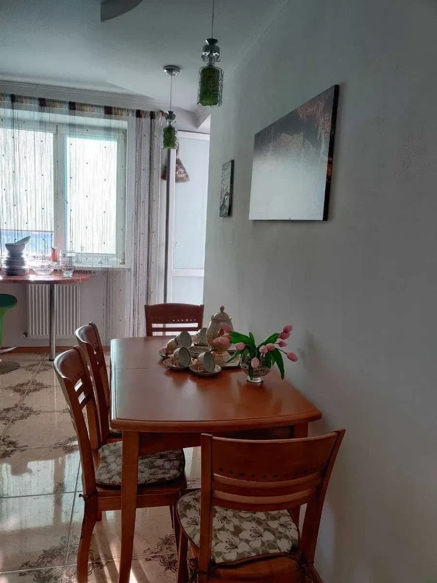 2-кімнатна квартира, Коломия: євроремонт, власна парковка - фото 5