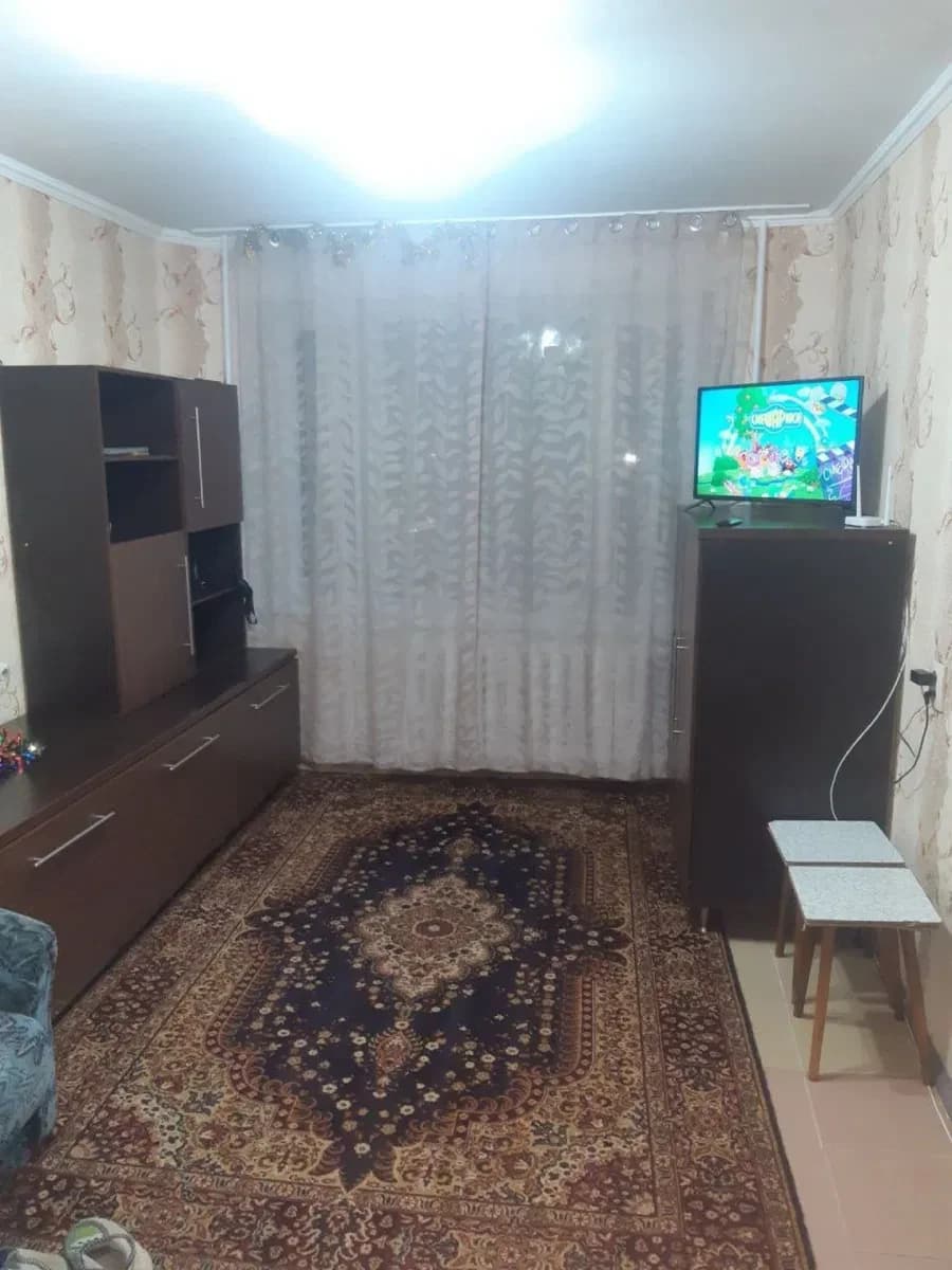 2-кімнатна квартира, Павлоград: єОселя, меблі, холодильник