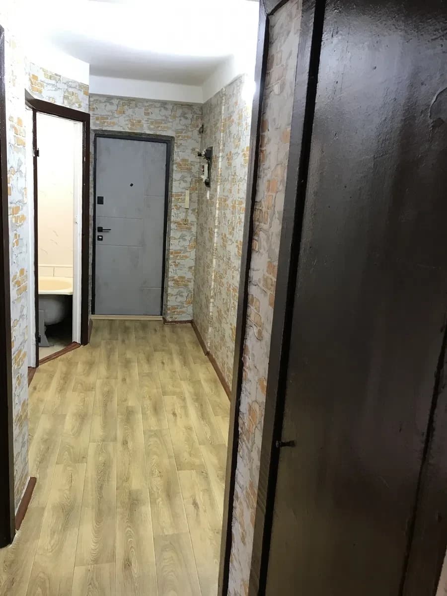 3-кімнатна квартира, Дарницький: парк Партизанської Слави, 2 балкони