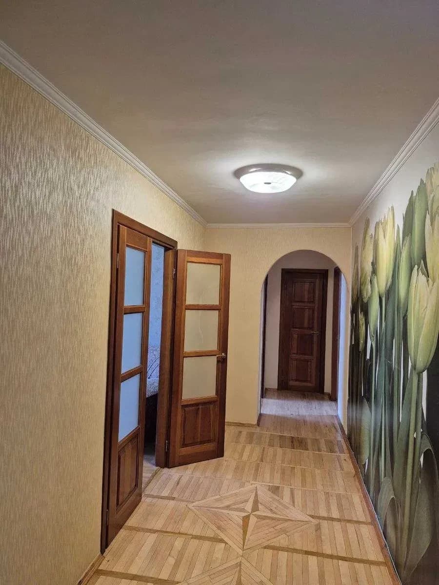3-кімнатна квартира, Стара Дарниця: цегляний будинок, зелений двір - фото 5
