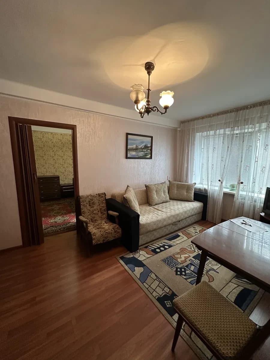 2-кімнатна квартира, Голосіївський: метро Либідська, ТРЦ «Оушен Плаза» 5 хв