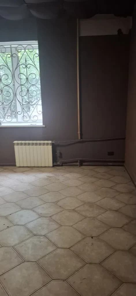 Приміщення, Єлизаветівка: фасадне, у центрі, люди вже тут щодня - фото 2