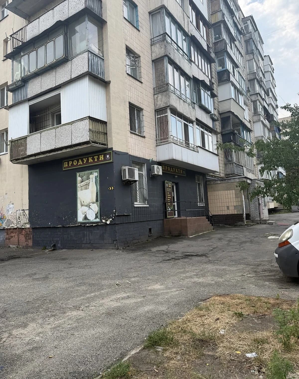 Приміщення, Виноградар: централізоване опалення, торг - фото 2