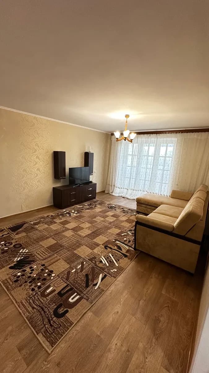 3-кімнатна квартира, Лозова: роздільні кімнати, єОселя - фото 1