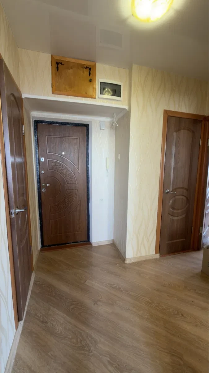 2-кімнатна квартира, Чорноморськ: три лоджії, панорама на місто - фото 5