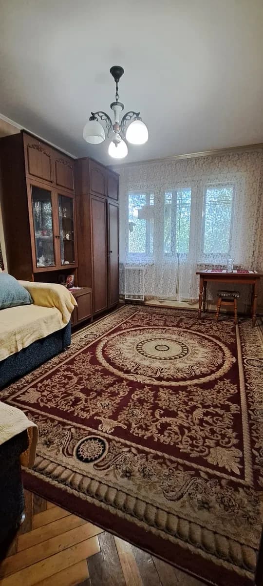 2-кімнатна квартира, Солом'янський: косметичний ремонт, трамваї до метро - фото 2