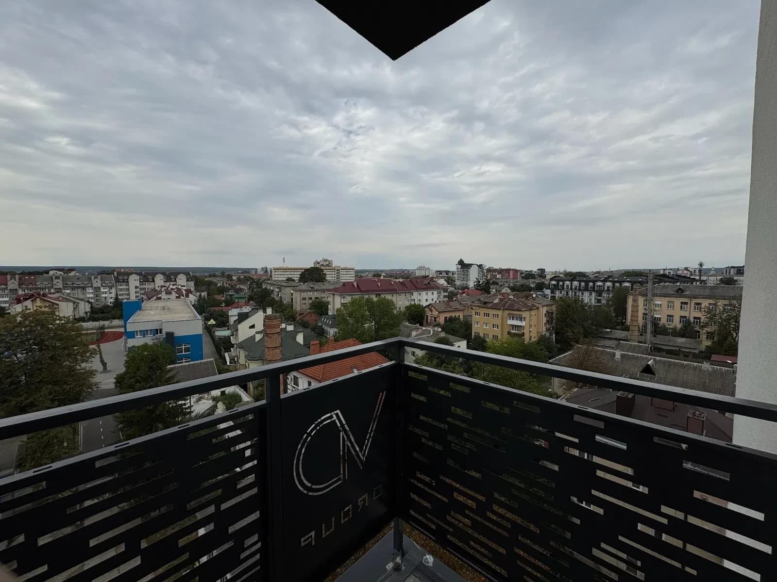1-кімнатна квартира у ЖК Central park: новобудова, голі стіни - фото 5