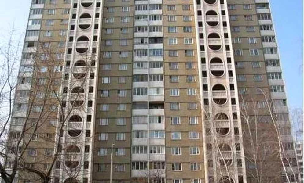 2-кімнатна квартира, Дарницький: без ремонту, вікна у двір - фото 1