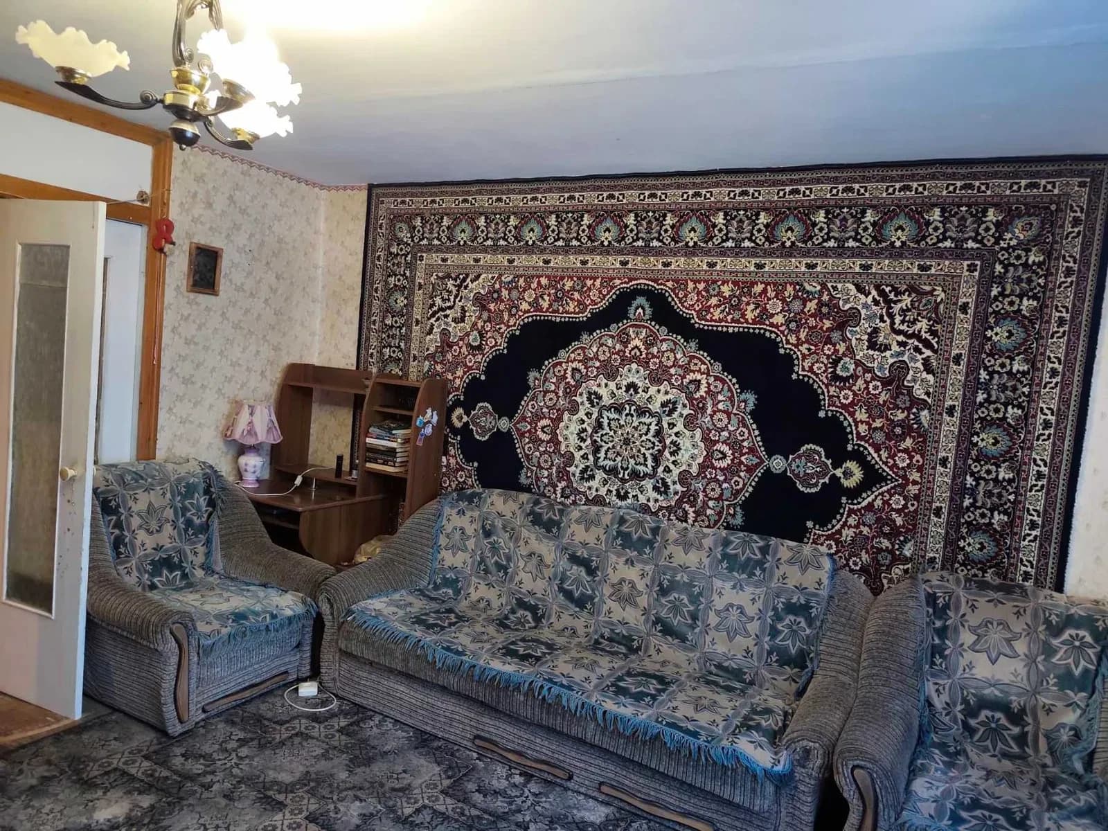 3-кімнатна квартира, Черкаси: тихий центр, 2 балкони - фото 2
